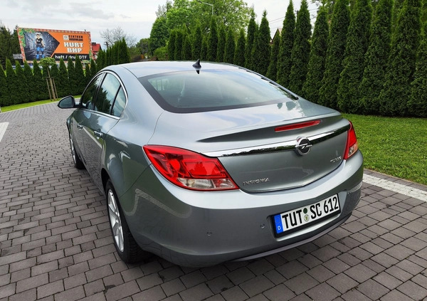 Opel Insignia cena 31700 przebieg: 186000, rok produkcji 2013 z Zwoleń małe 301